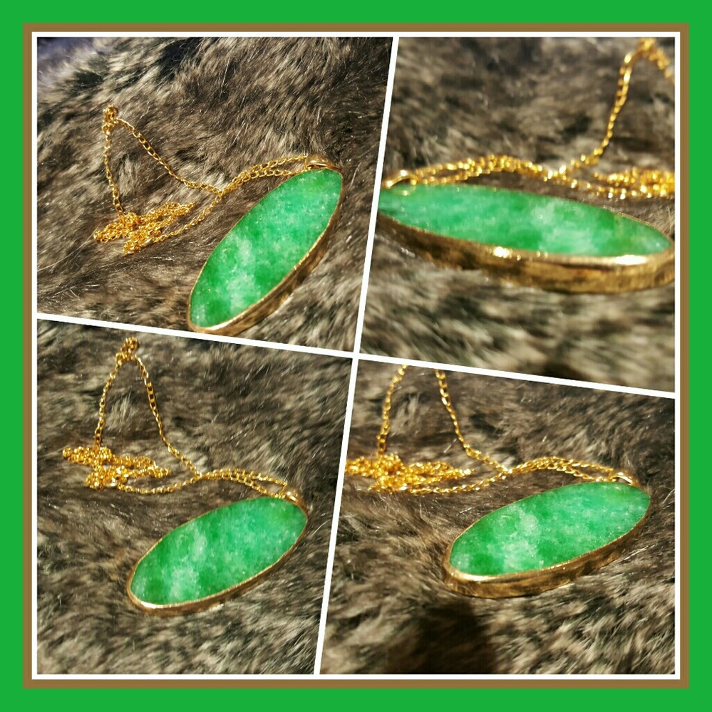 Green Agate Slice Pendant Necklace With Gold Accents 19" Chain NEW