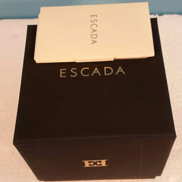 AUTHENTIC!  ESCADA Womens  leather watch BNWT