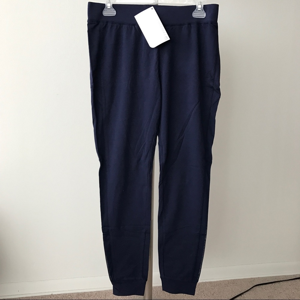 *Price Drop*Fabletics Ko Jogger Pants Navy Inkwell