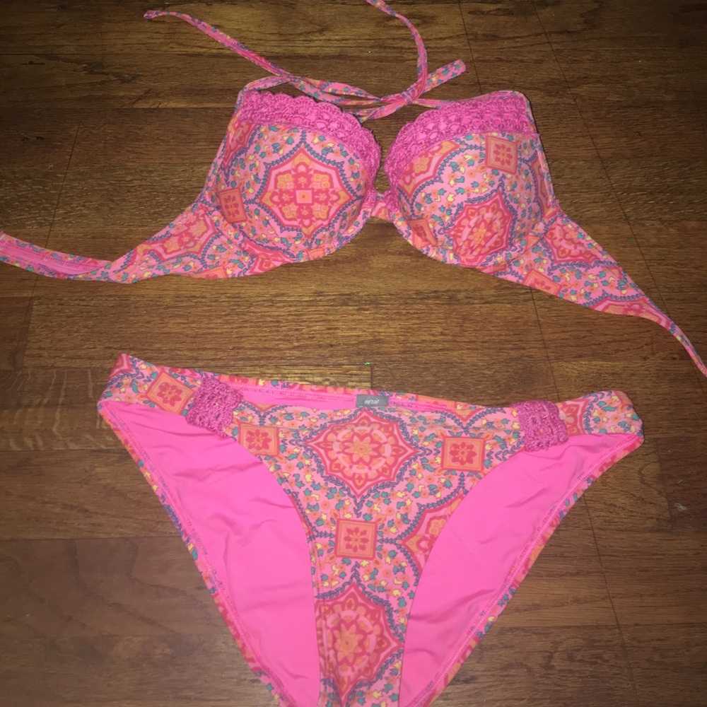 Perky push up pasley-crochet  bikini
