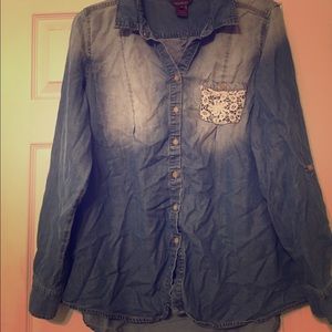 Super soft chambray button down 1x