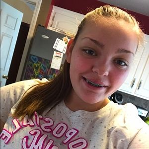 Meet your Posher, Raegan