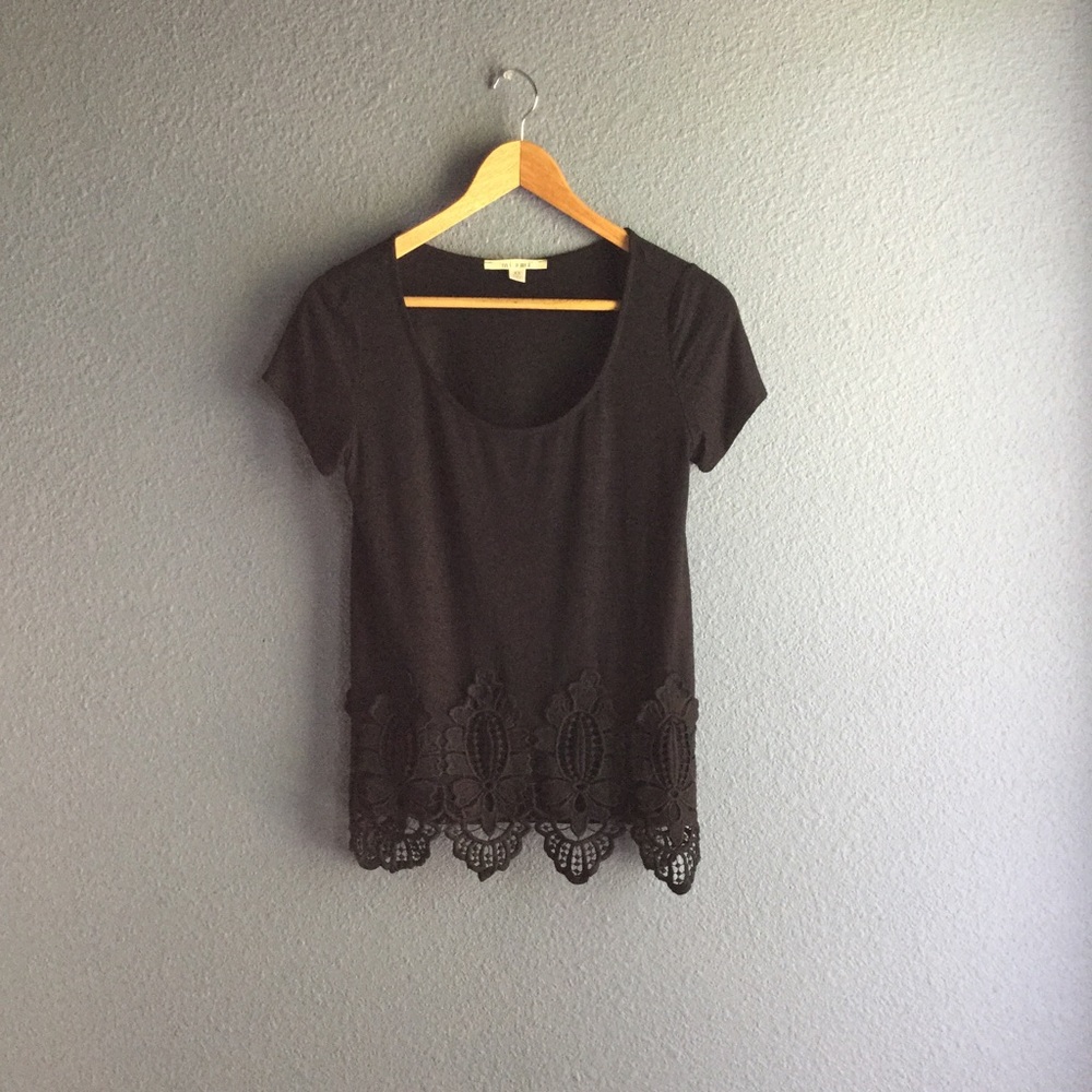 NEW🌛 Lace Tee