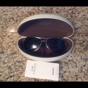 New Coach Aviator Sunglasses With Case (Authentic)