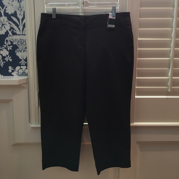 Manhattan Chino Capris in Chocolate Brown size 10 - Picture 2 of 8