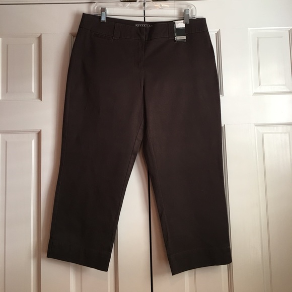 Manhattan Chino Capris in Chocolate Brown size 10 - Picture 7 of 8