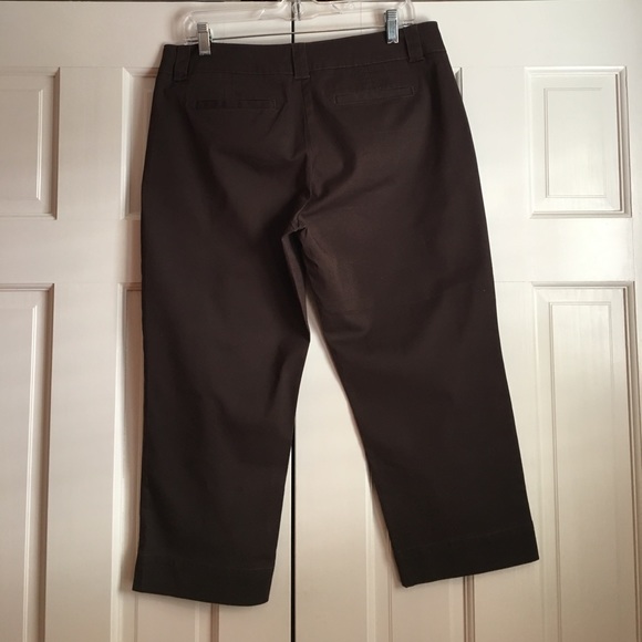 Manhattan Chino Capris in Chocolate Brown size 10 - Picture 8 of 8