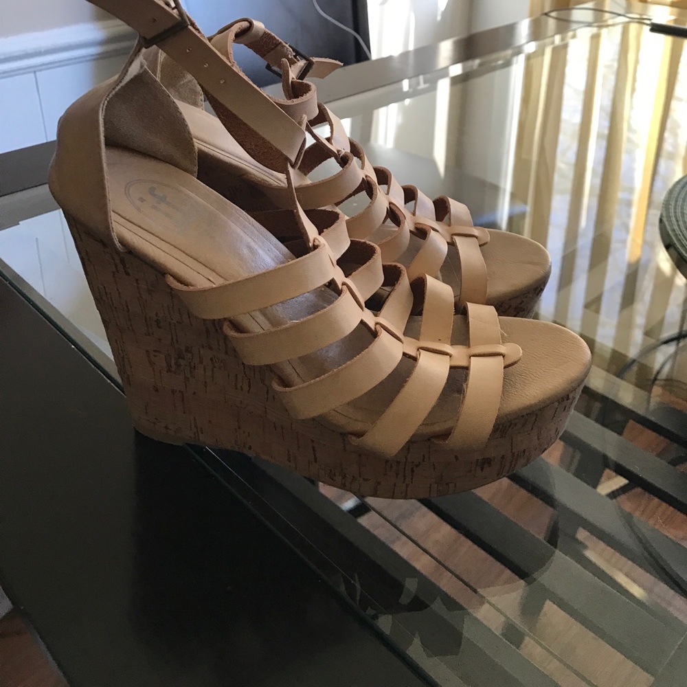 Cute wedges - Picture 2 of 2