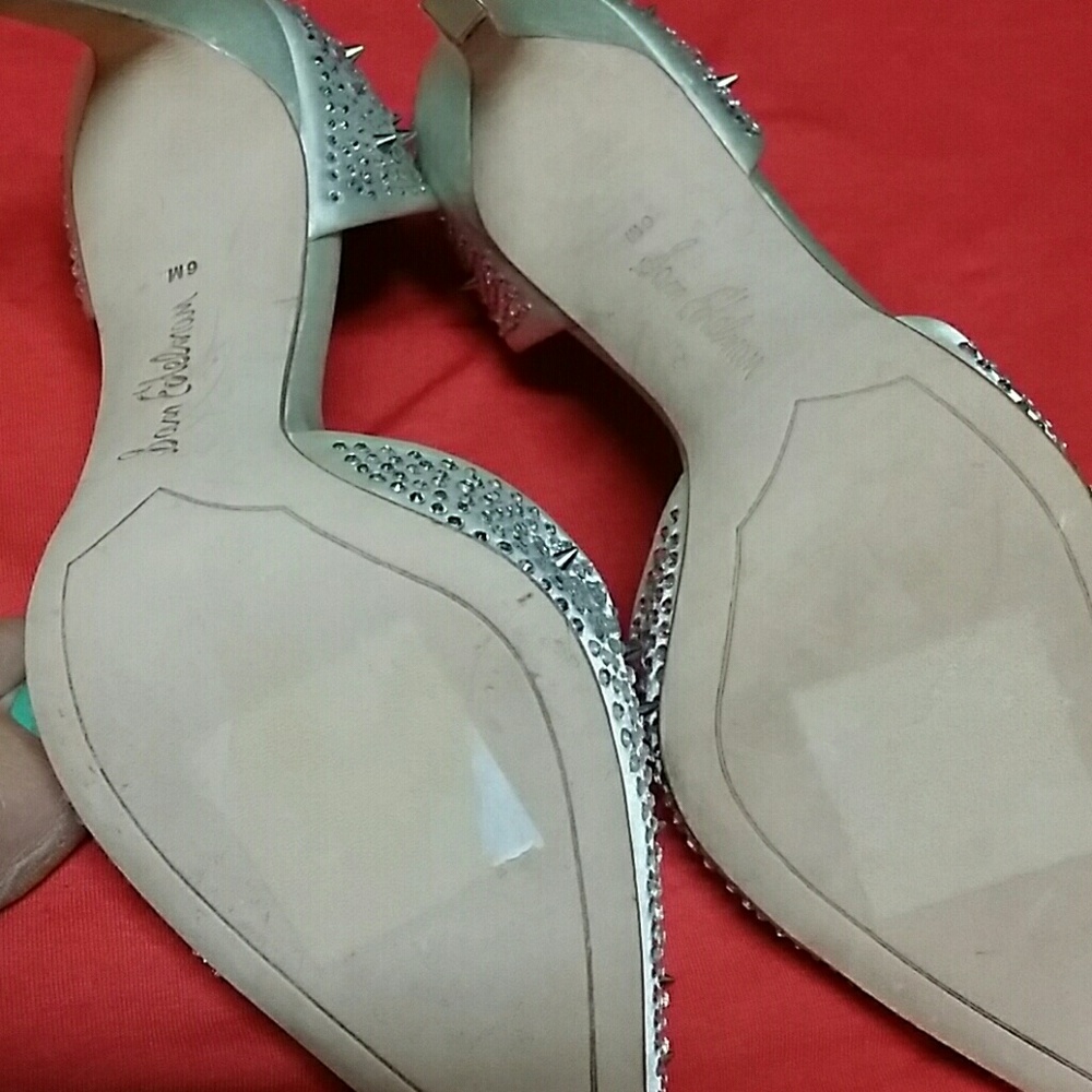 Sam Edelman white spike & rhinestone heels size 6 - Picture 5 of 5