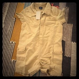 GAP baby cargo romper- Boys