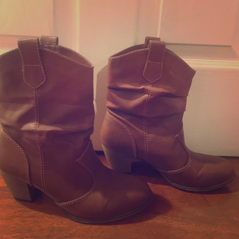 Brown cowgirl boots!