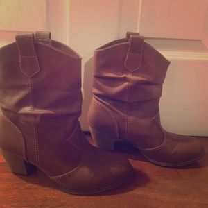 Brown cowgirl boots!