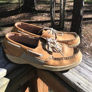 Tommy Hilfiger boat shoes, brand new