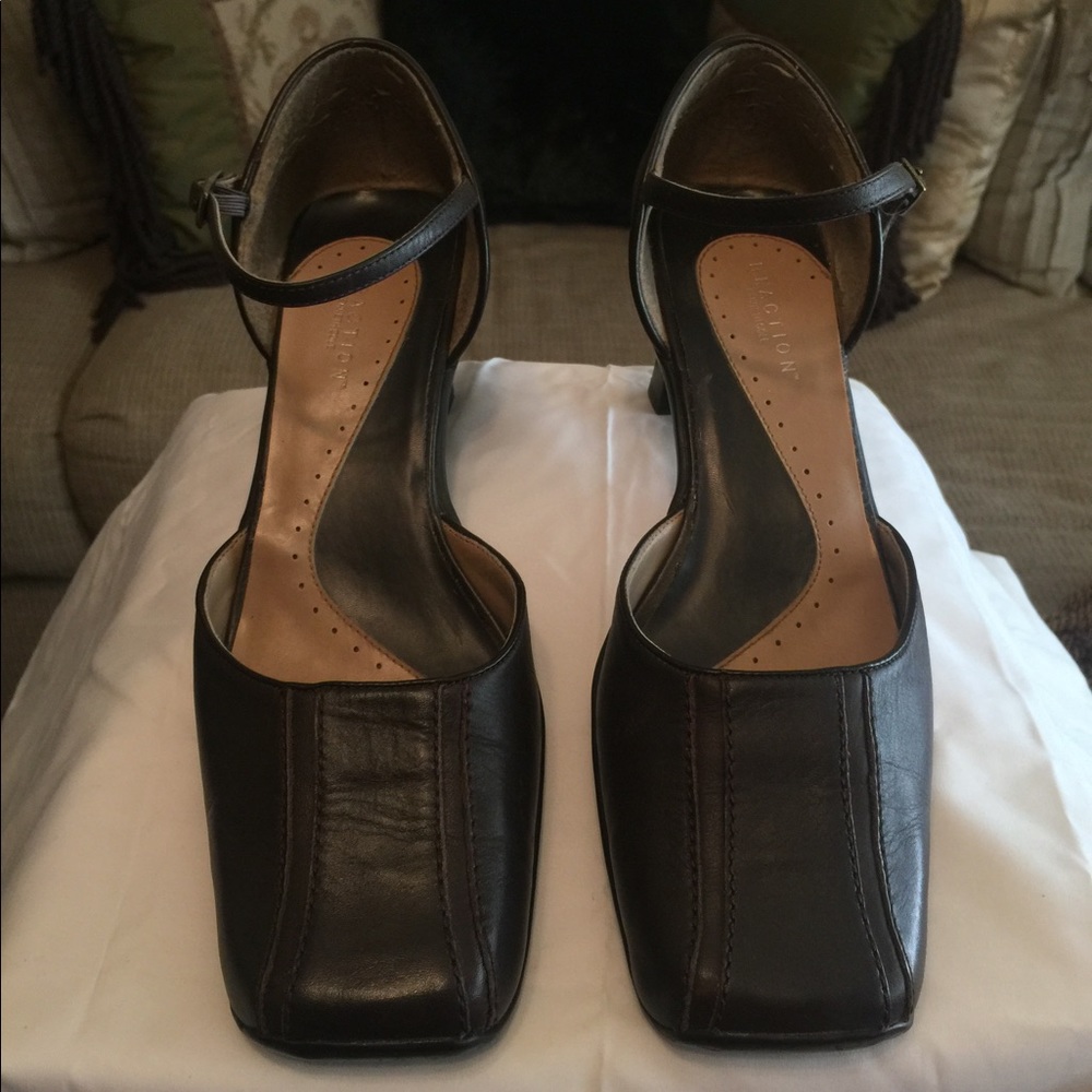 Size 10 shoes