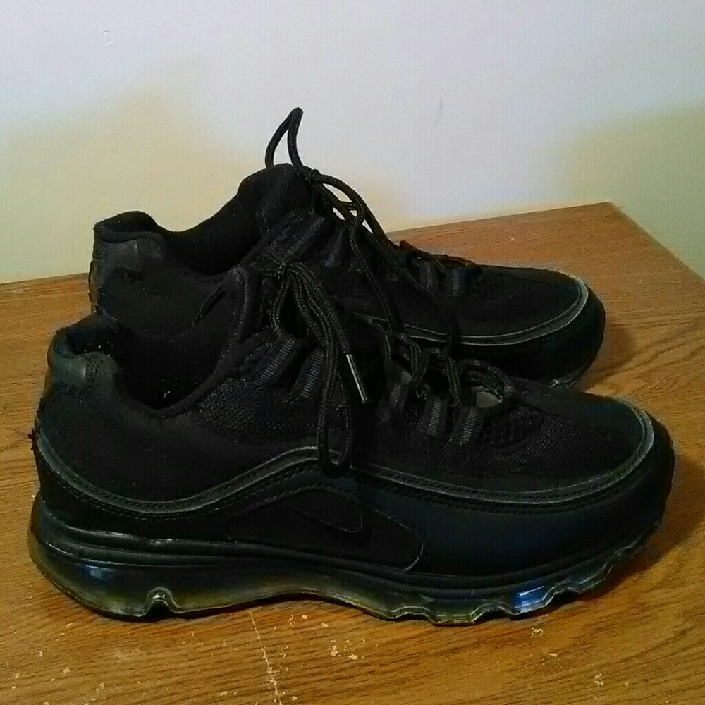 Nike Air Max 24/7 "Blackout"