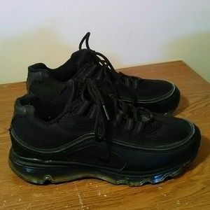 Nike Air Max 24/7 "Blackout"