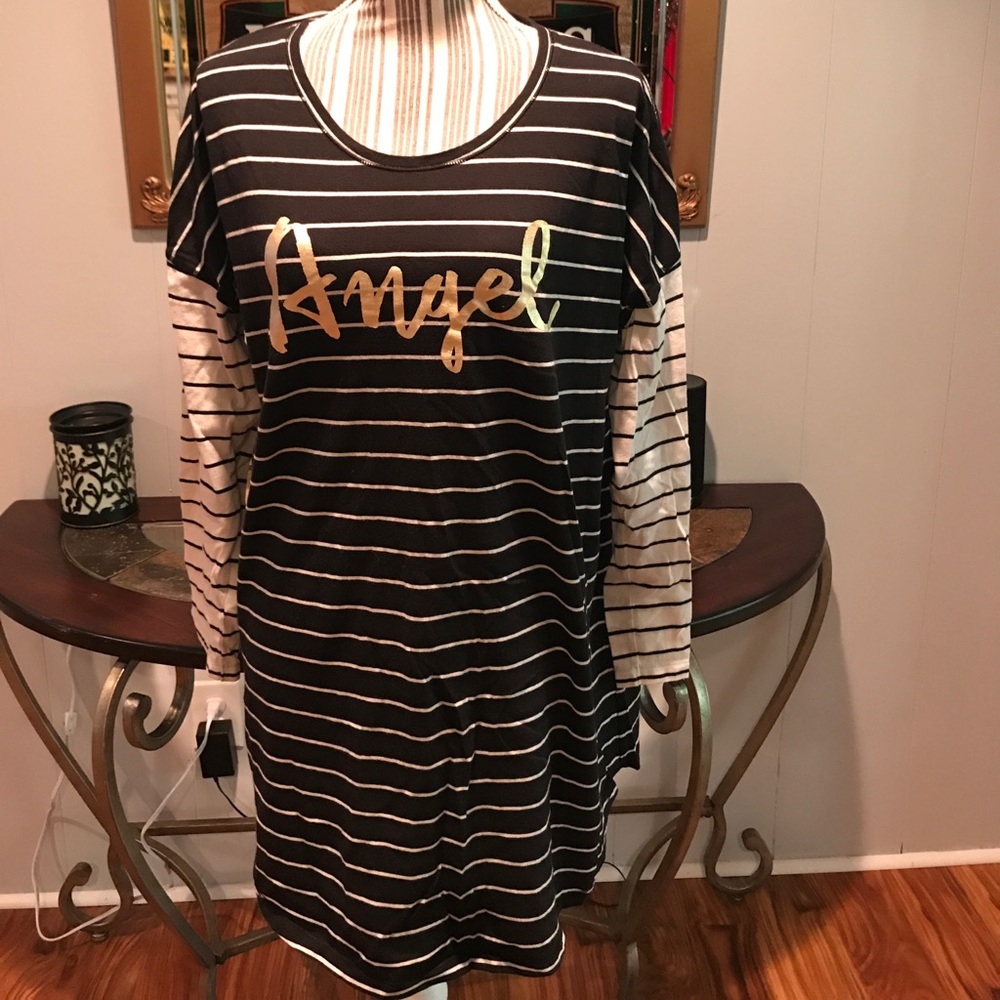 New Victoria's Secret sleepshirt
