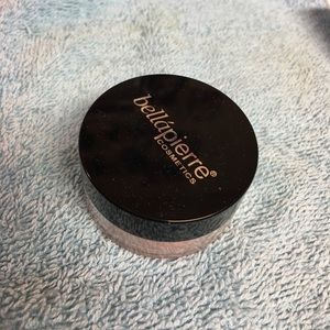 Loose powder mineral bronzer