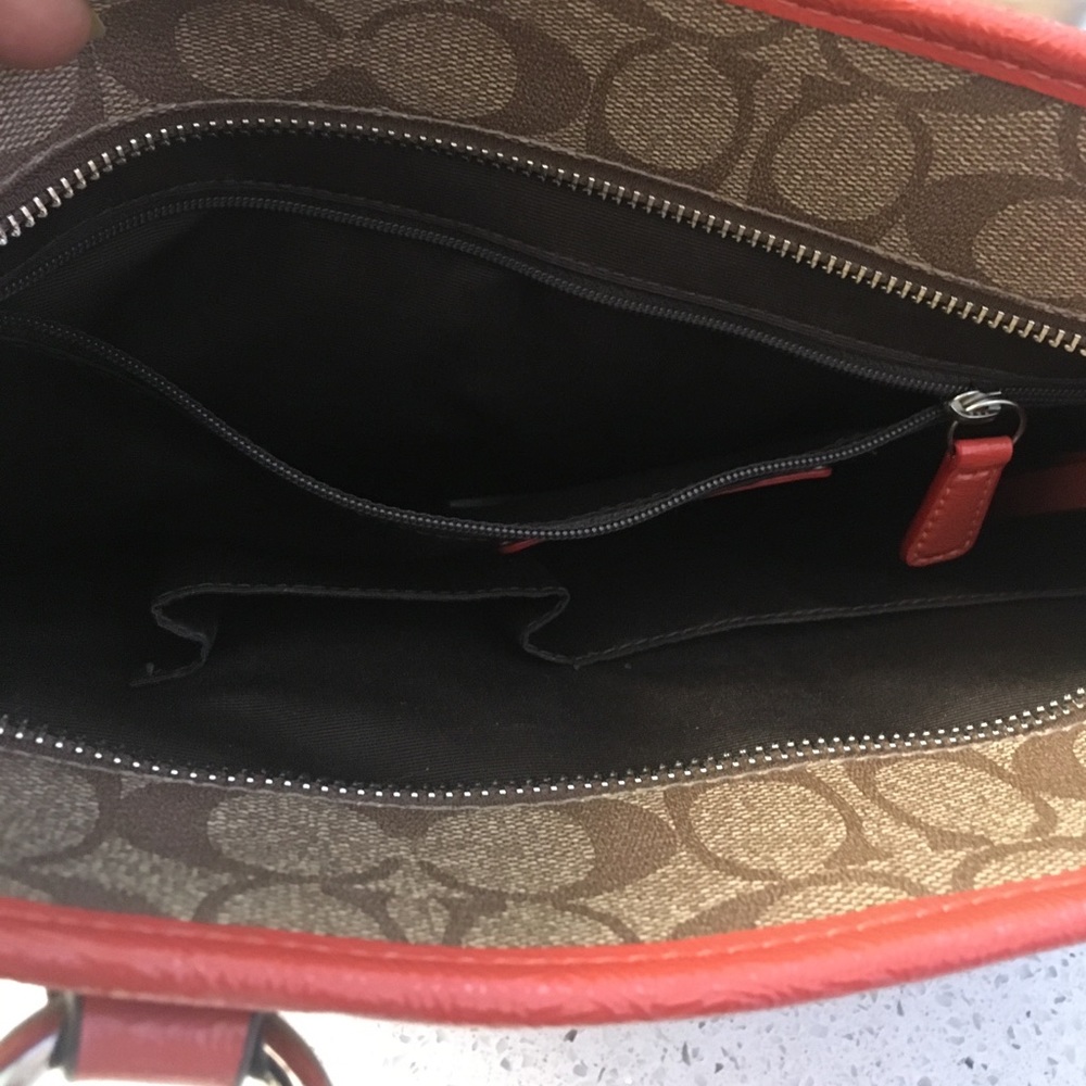 Coach purse - Picture 2 of 3