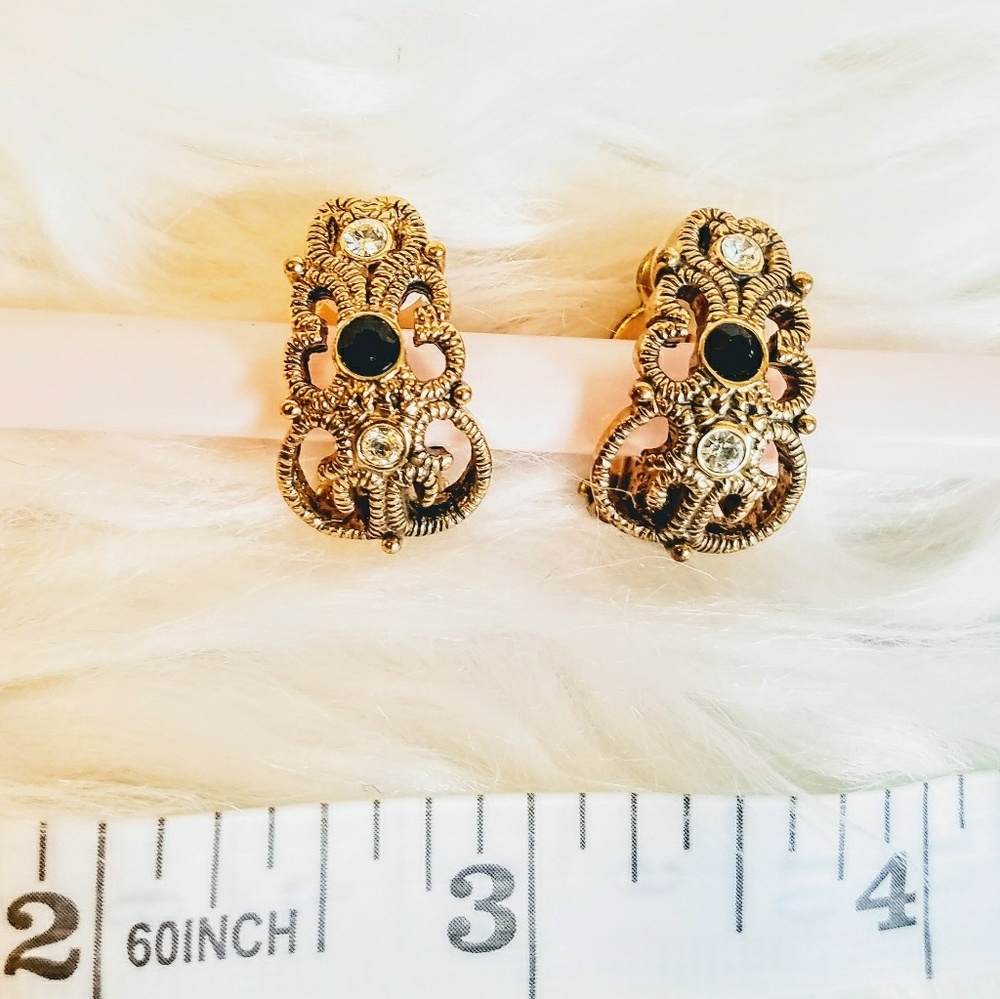 ❇️ Fashion clip on earrings ❇️