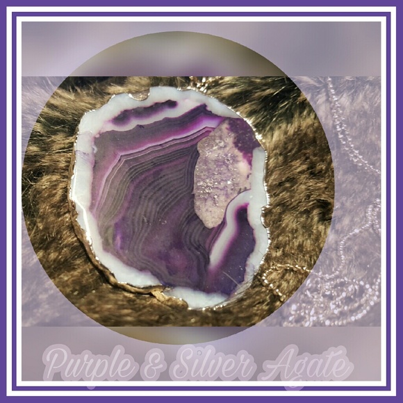 NECKLACE~ PURPLE AGATE  PENDANT with SILVER ACCENT~NEW~🎁🎄Christmas Present🎄🎁 - Picture 4 of 6