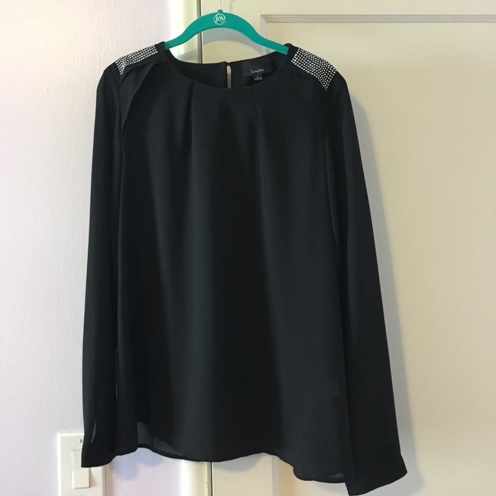 Black blouse