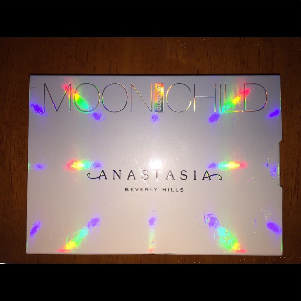 Anastasia Beverly Hills Moon Child Glow Kit