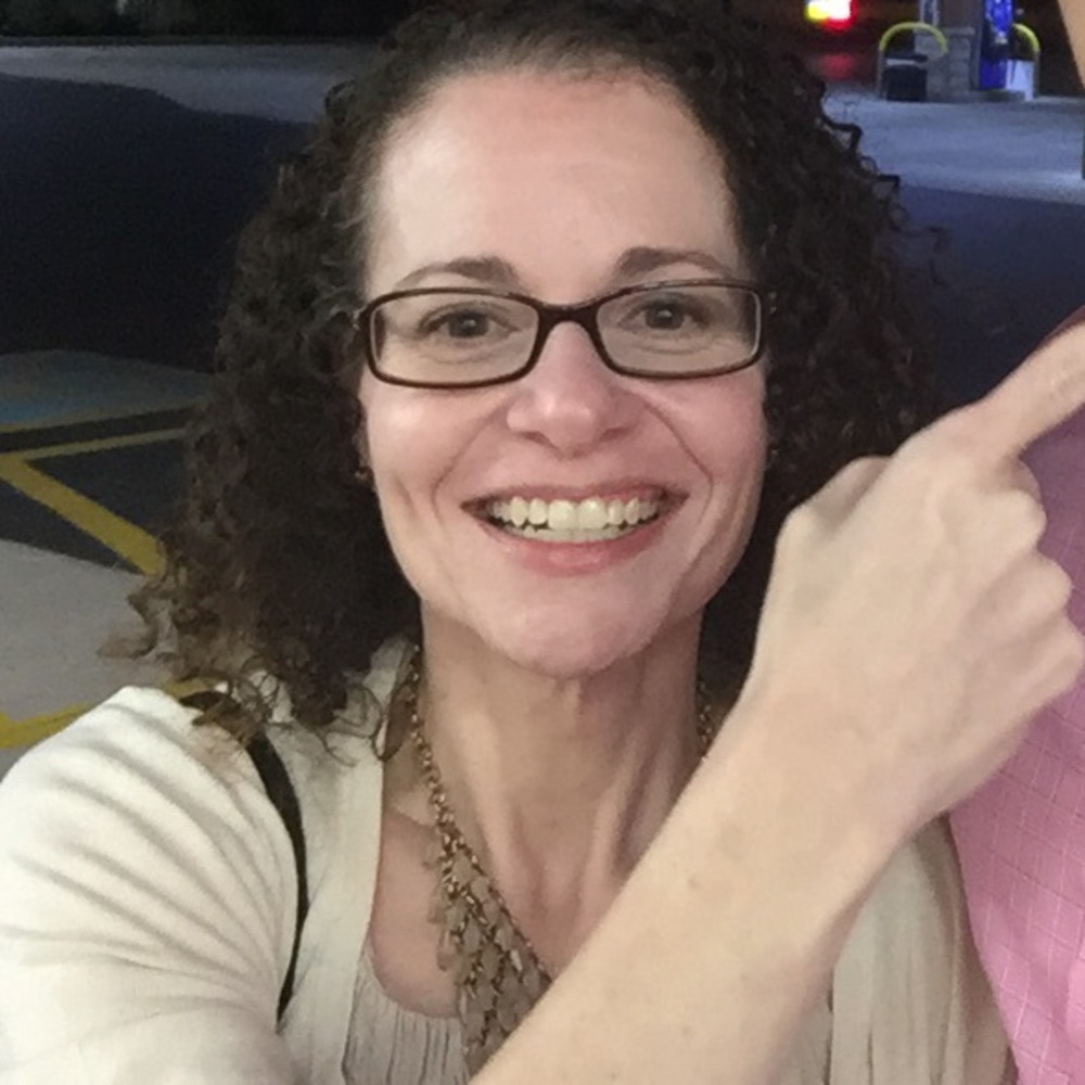 Meet your Posher, Jennifer