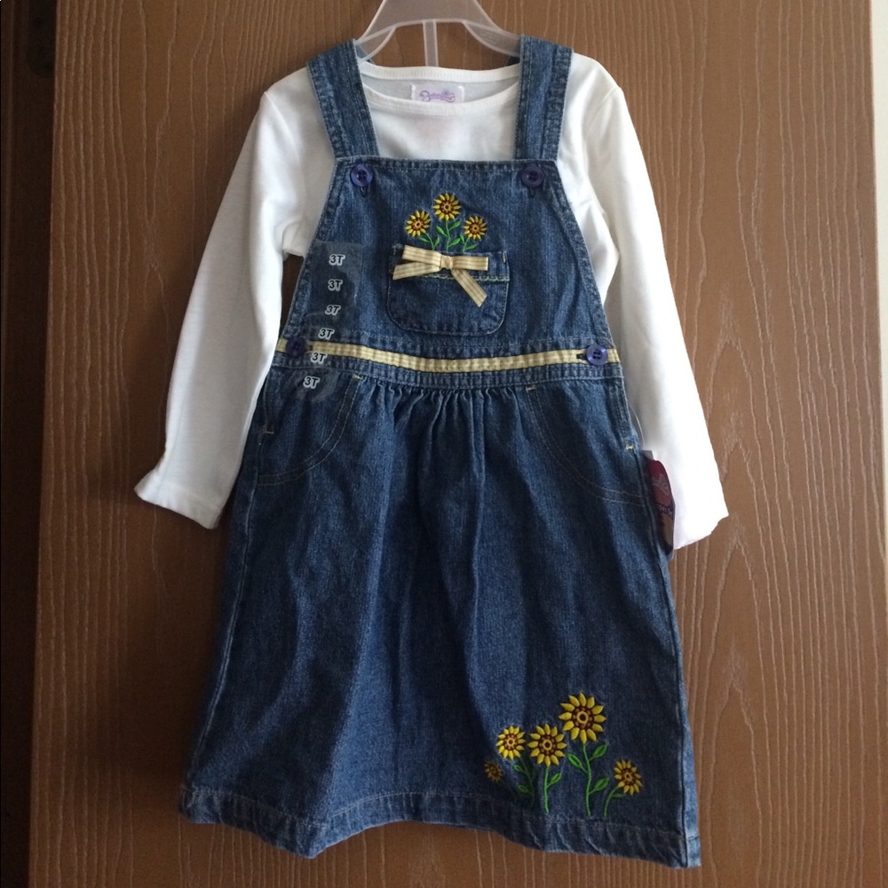 🎉$5 SALE🎉NWT🌻3T Sunflower dress.