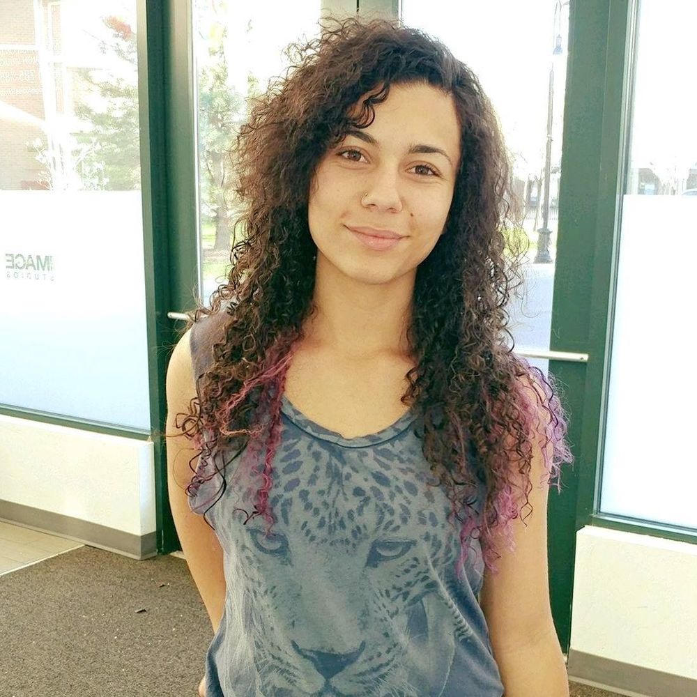 Meet your Posher, Emm