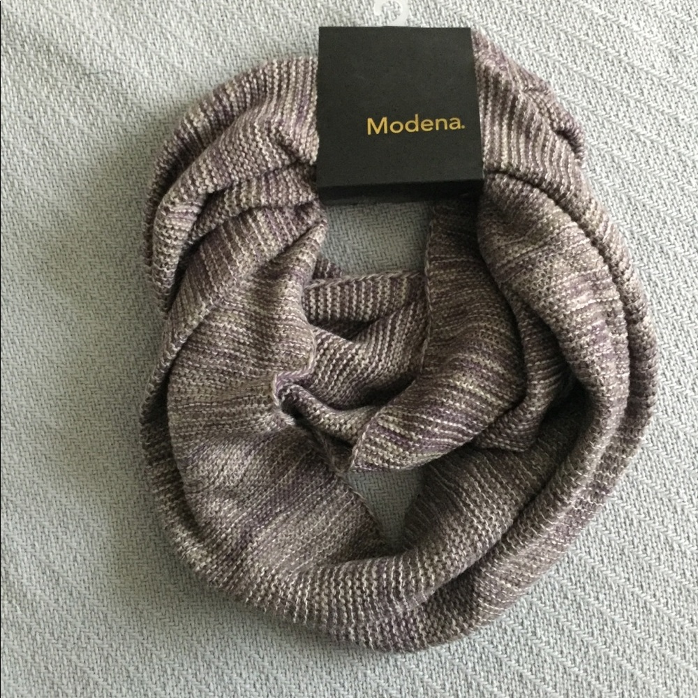 Never worn! Infinity scarf