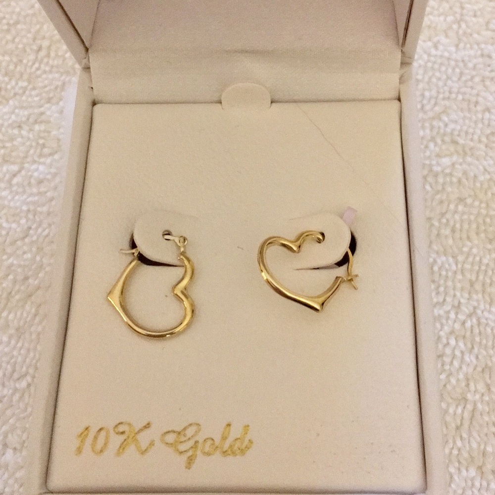 10K Yellow Gold 💛 Heart