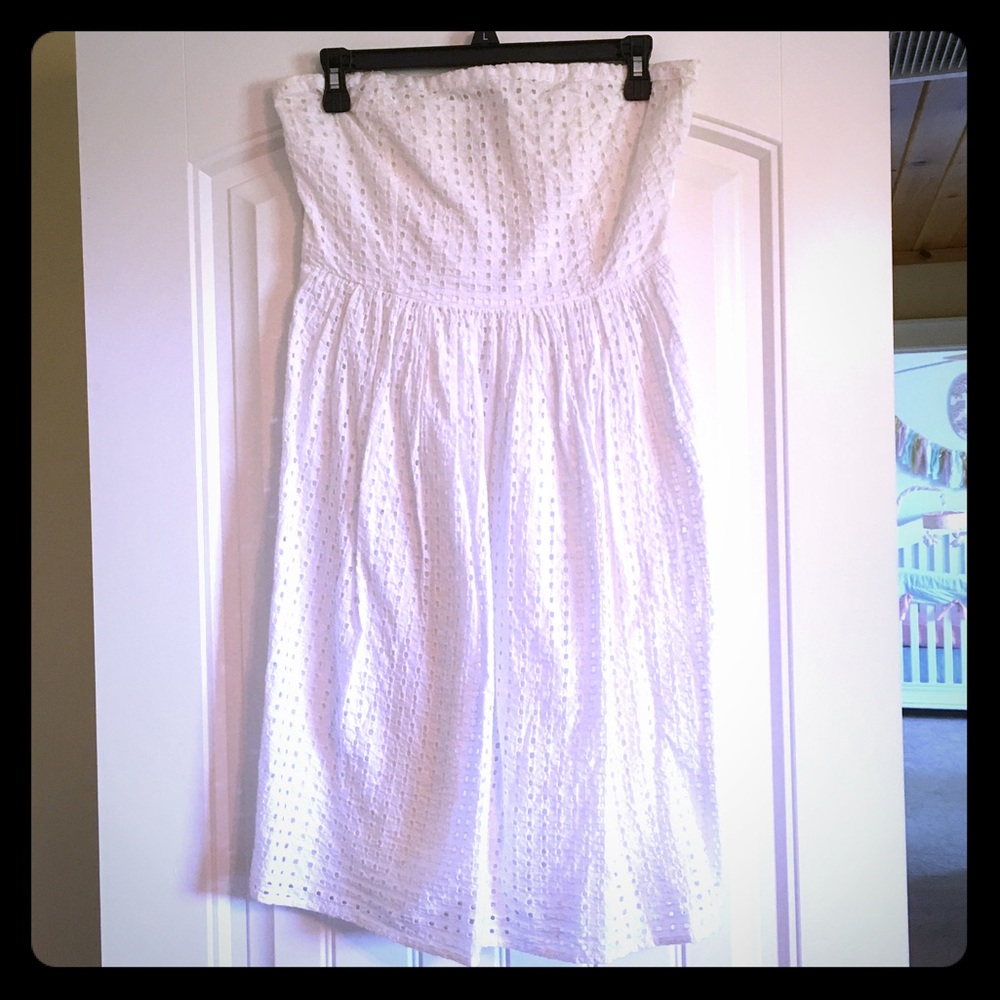 FINAL PRICE - Strapless White Islet Dress