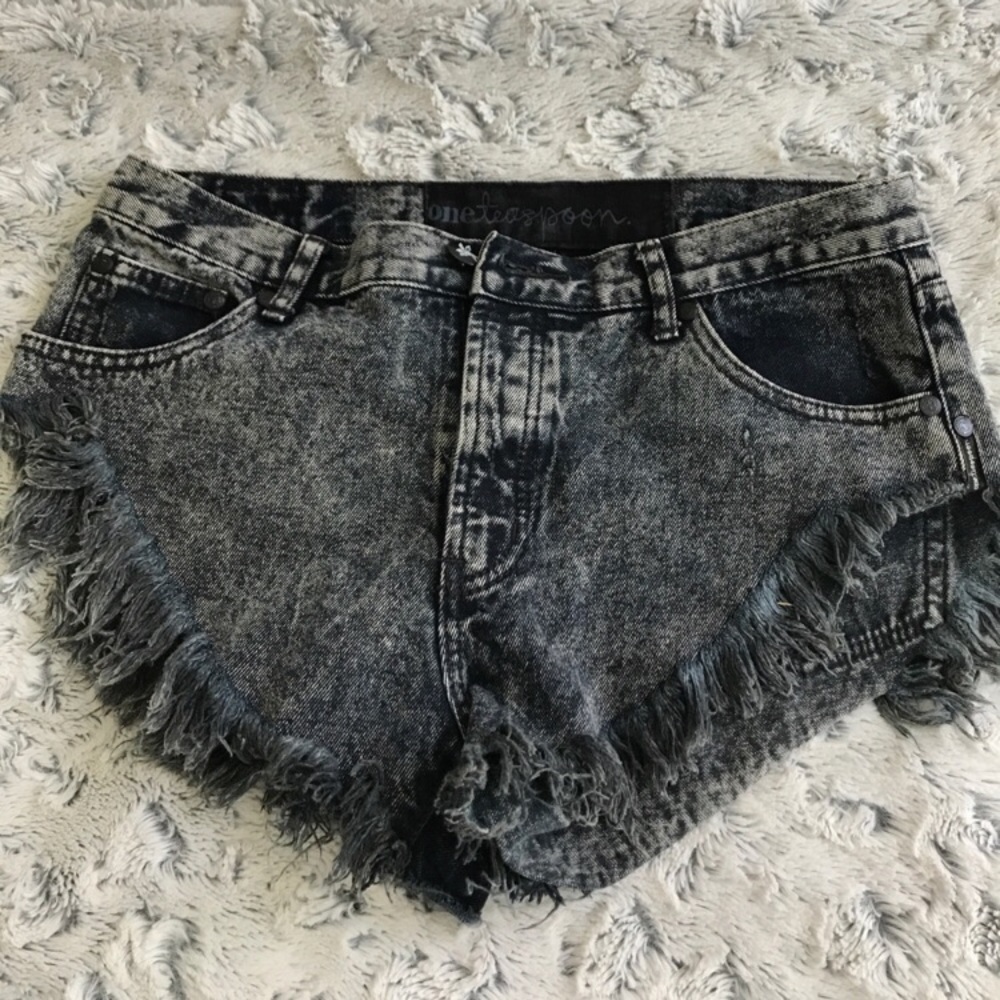 One Teaspoon shorts