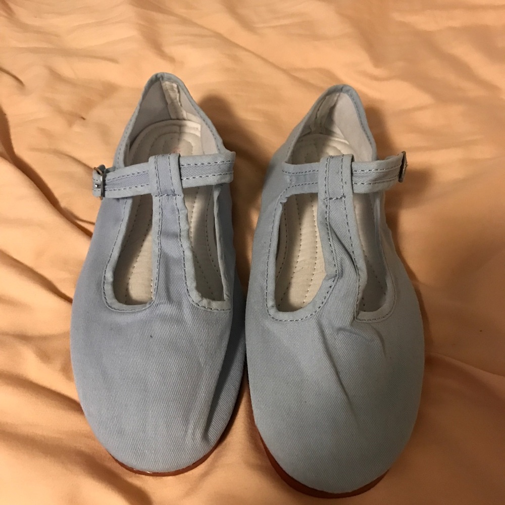 NWOT Urban Outfitters Fabric Mary Jane Style Flats