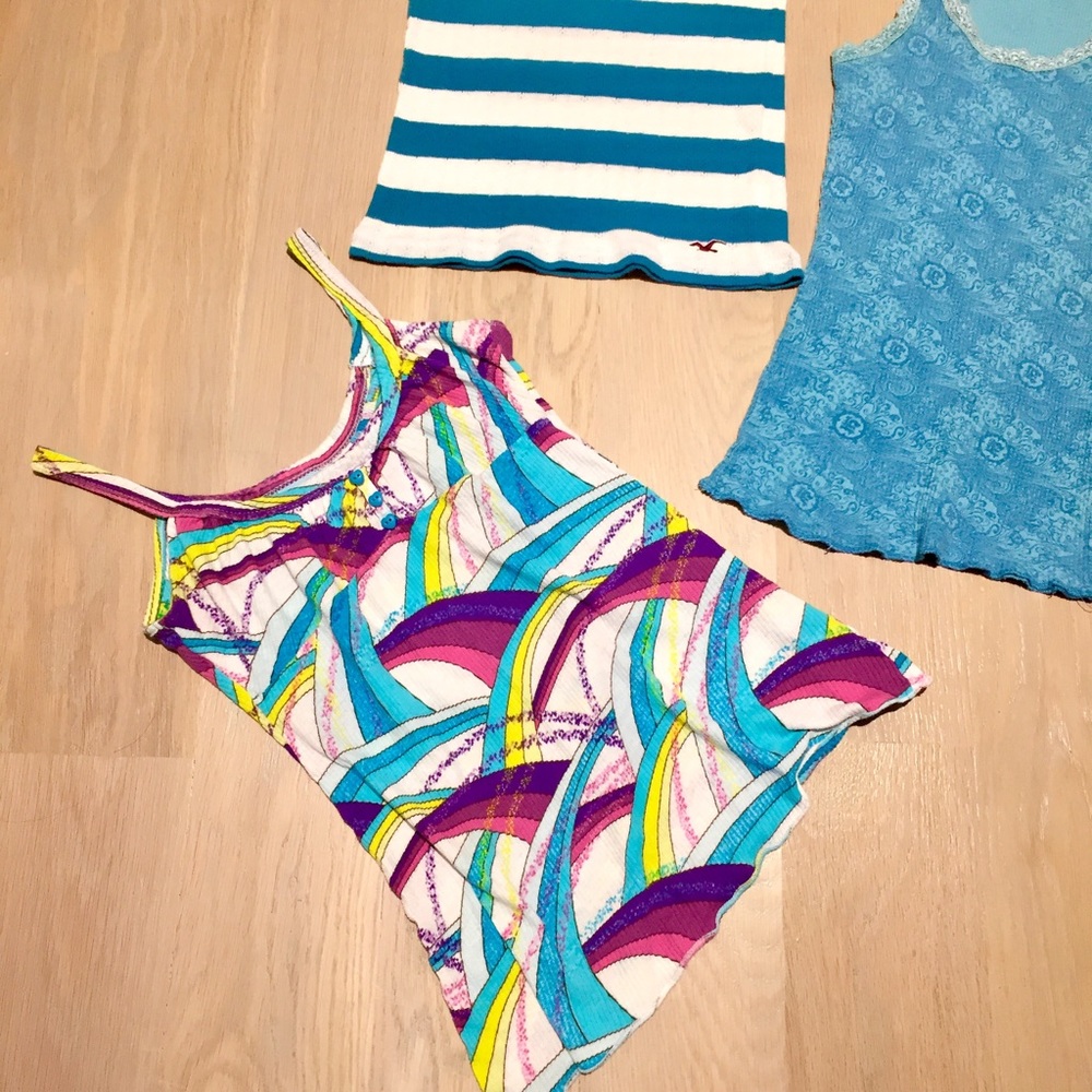 Bundle of 3 never worn tank tops! S-M - Picture 3 of 6