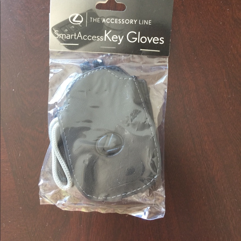 Brand New Lexus Smart Access Key Gloves