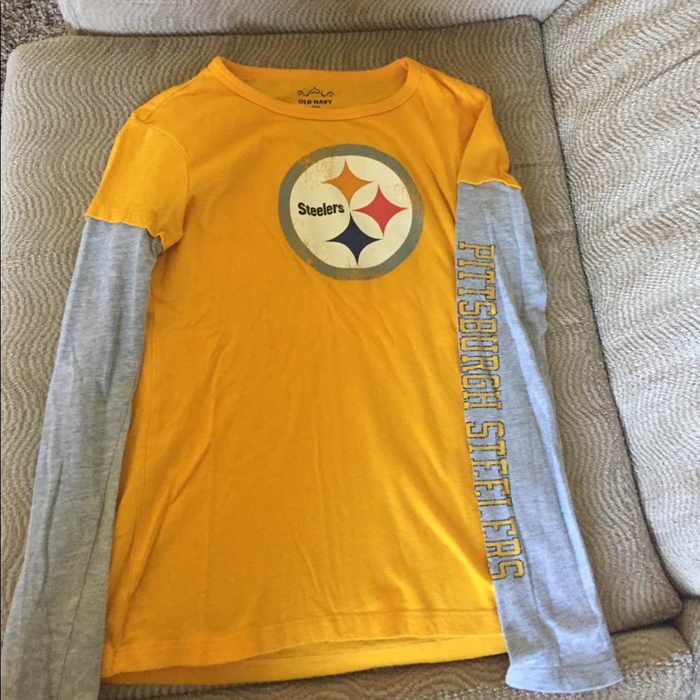 Pittsburgh Steelers long sleeve tee.