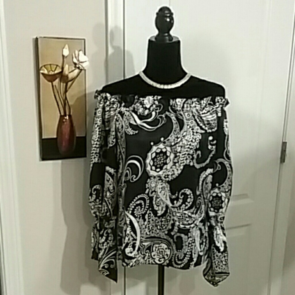 SOLD 2 BLOUSES / SIZE M