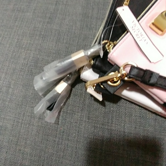 Nwt Victoria's Secret clutch wristlet bag trio - Picture 6 of 7