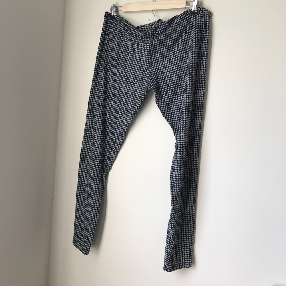 Black and white LLR leggings - tall and curvey