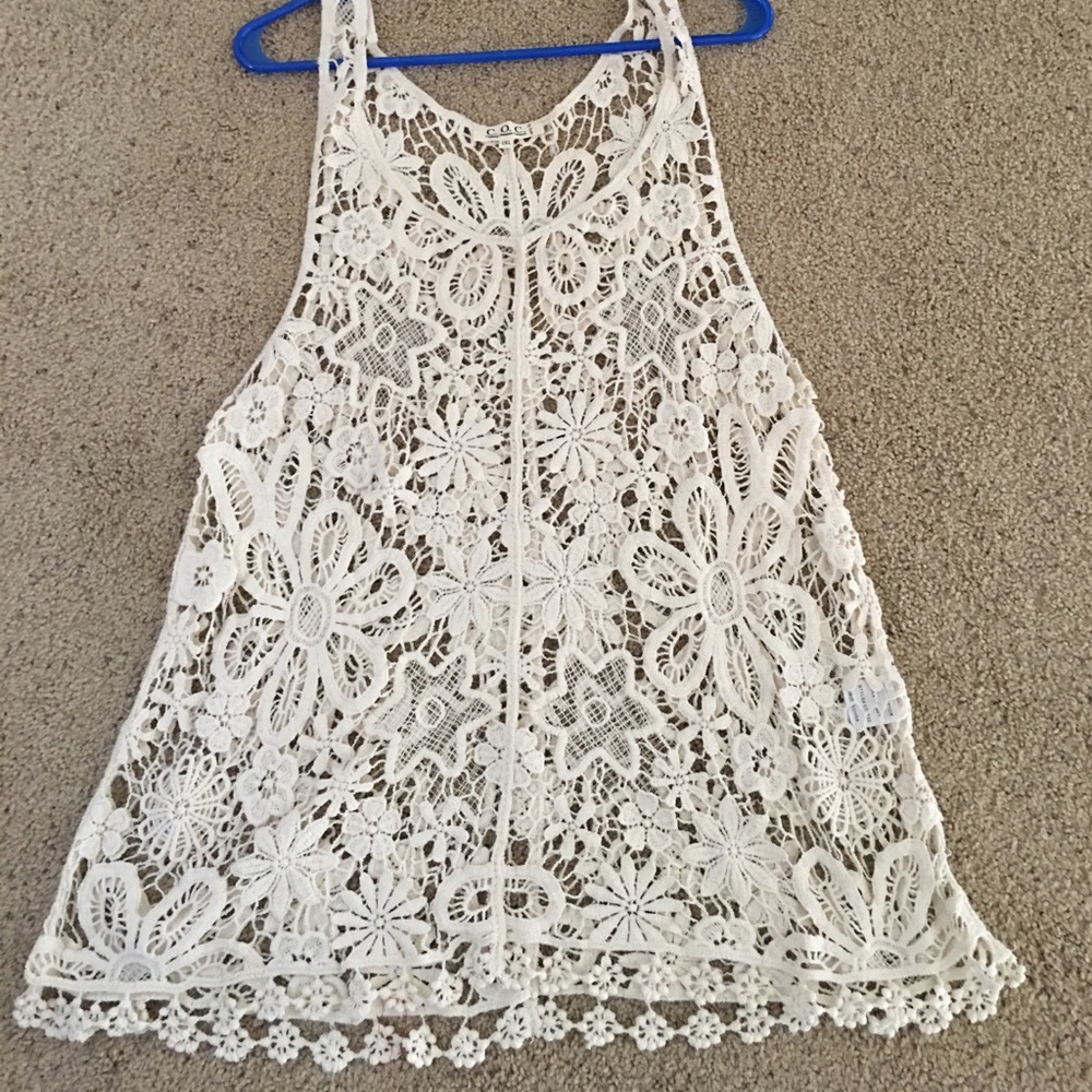 Lace cream tank