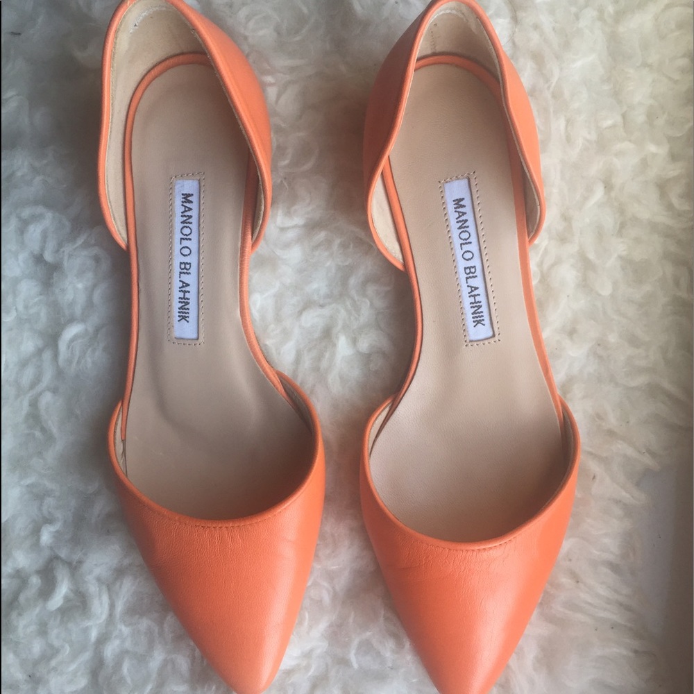 Manolo Blahnik size 36 orange Dorsay Flats