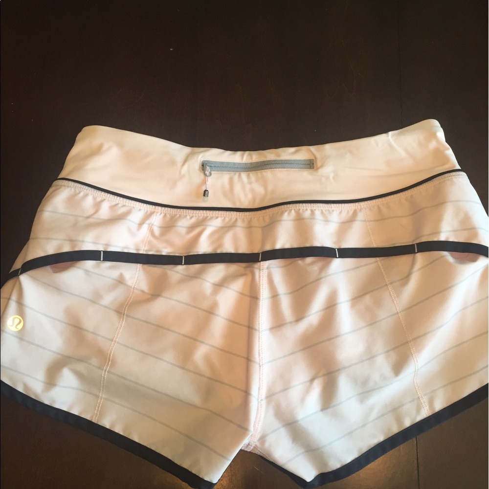 Lululemon speed shorts size 6