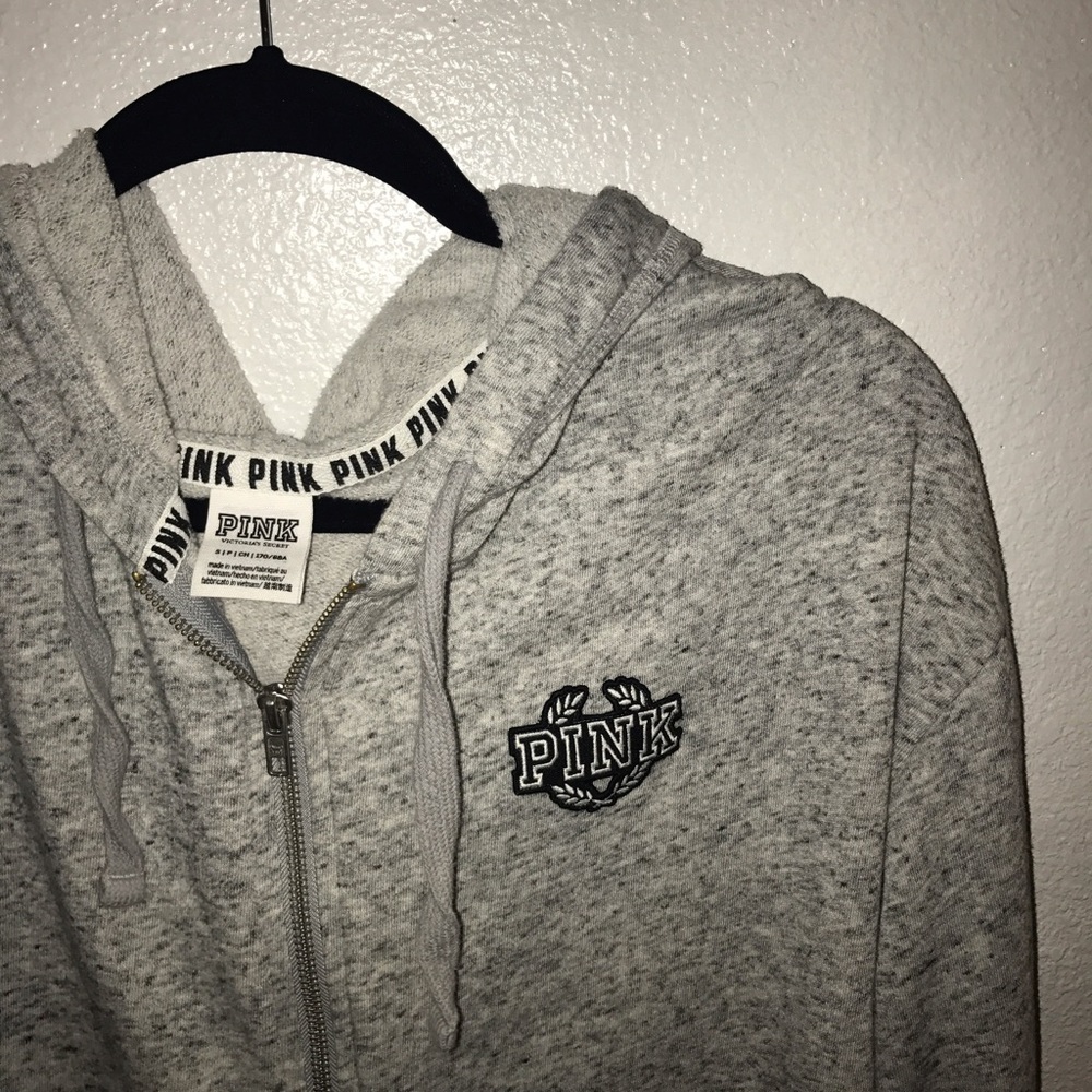 VS PINK CROPPED ZIP UP HOODIE
