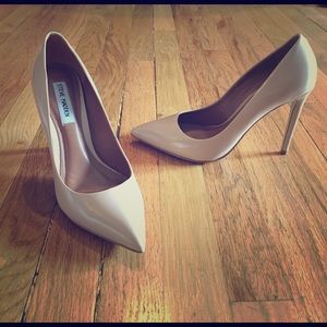 Steve Madden Pumps