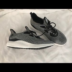Adidas Alphabounce size 7.5 women's