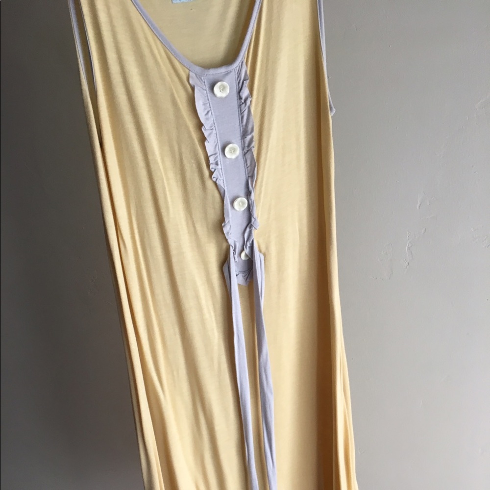 Pastel mustard dress w/ gray trim detail