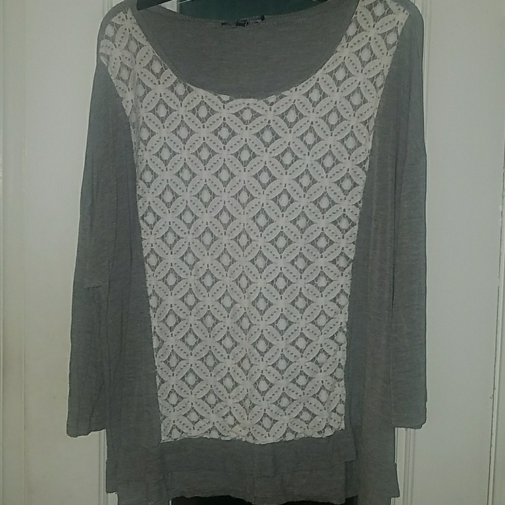 Lightweight Lace overlay long sleeve t-shirt
