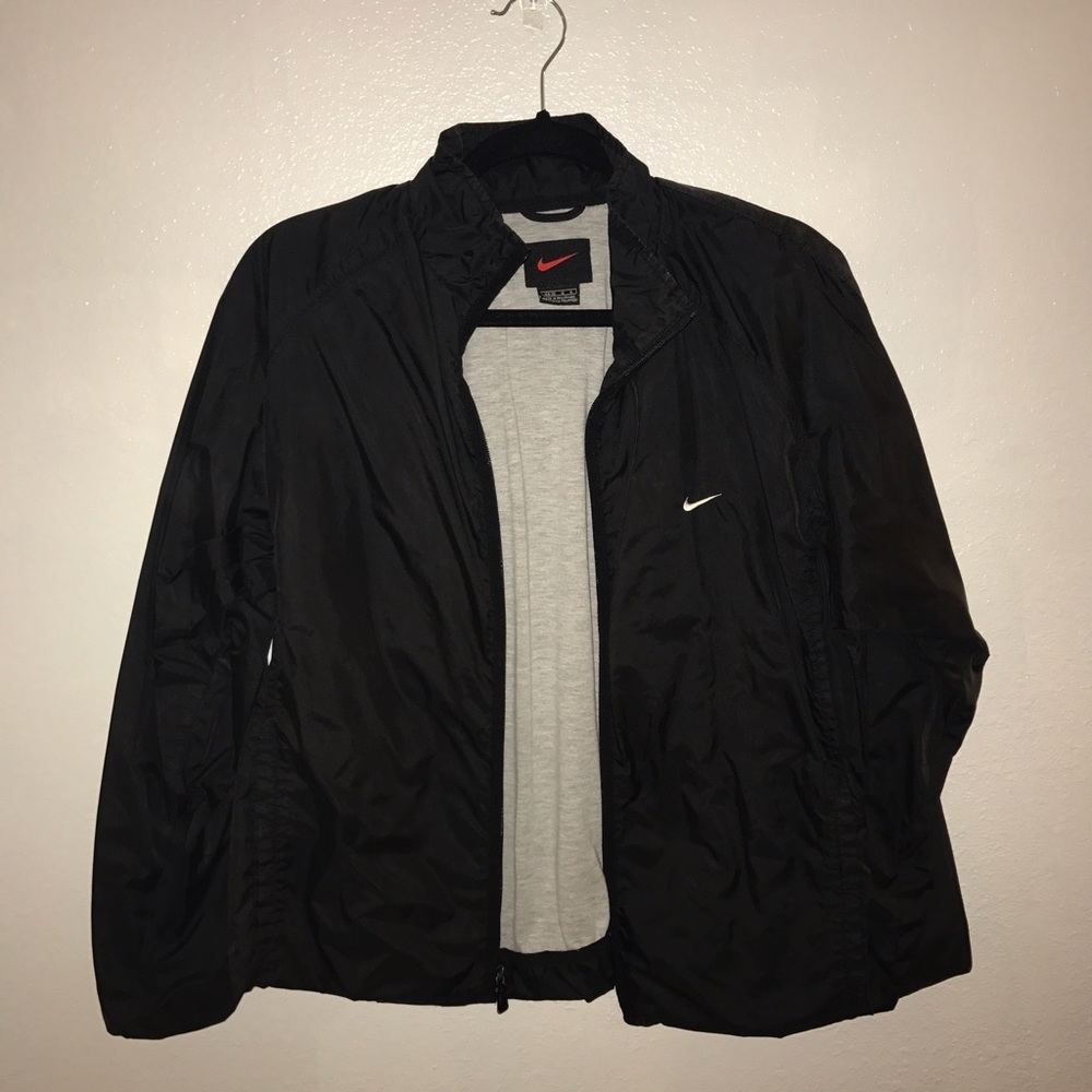 Vintage Woman's Nike Windbreaker